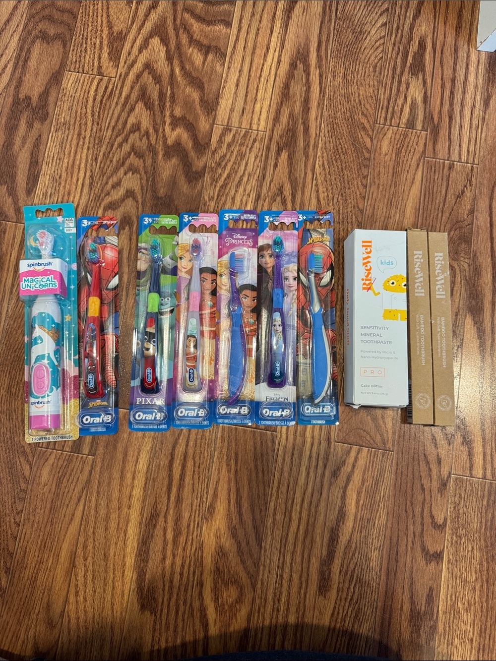 Oral-B Kids Character Toothbrushes - Multicolor/Character Assortment